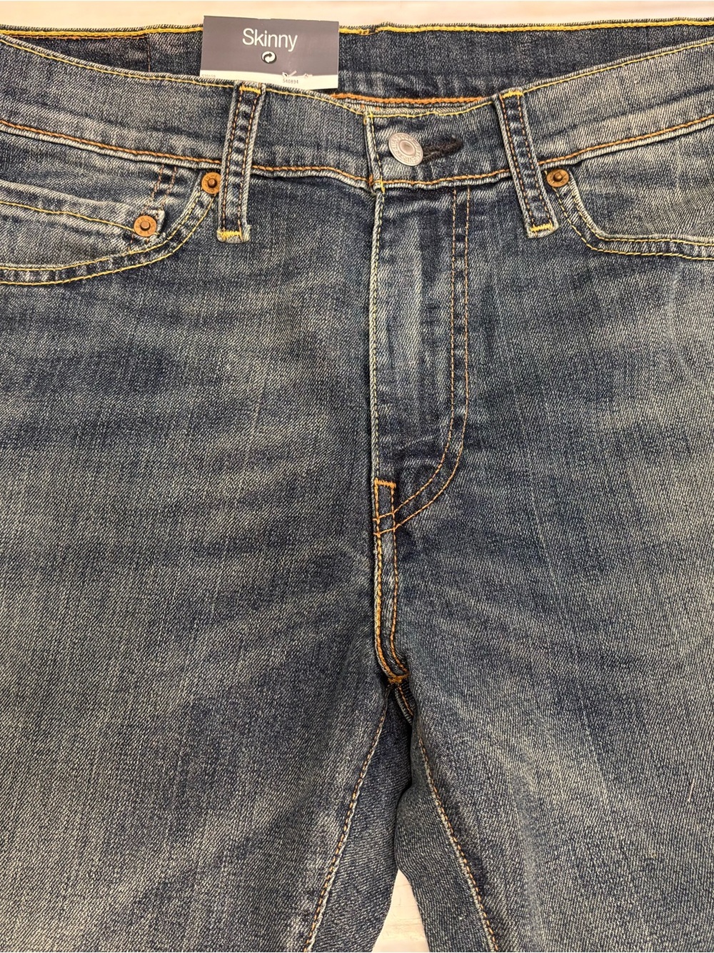 Levi's Men's W 31 L34 Skinny 510 Jeans in Medium Wash Blue - Picture 7 of 12